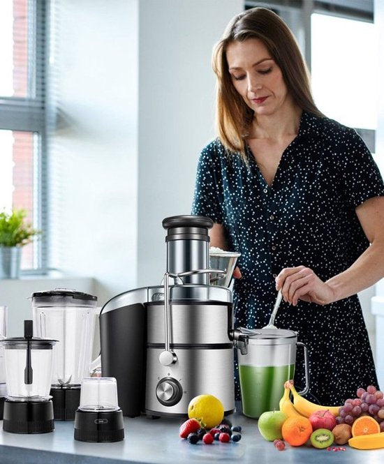 Royalty Line Extracteur de Jus 4 en 1 - Blender / Hachoir / Moulin à Café - Extracteur de Fruits et Légumes - Extracteur de Jus avec Tasse à Jus de 1 Litre et Réservoir de Pulpe de 2 Litres - Power Juicer à 3 Vitesses - 1000W - Multi Juicer - Argent