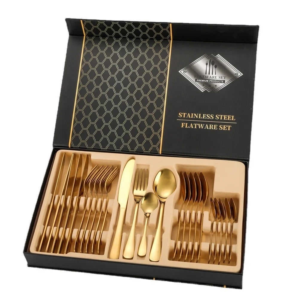 Ensemble de couverts  en doré ( gold) 24 pièces