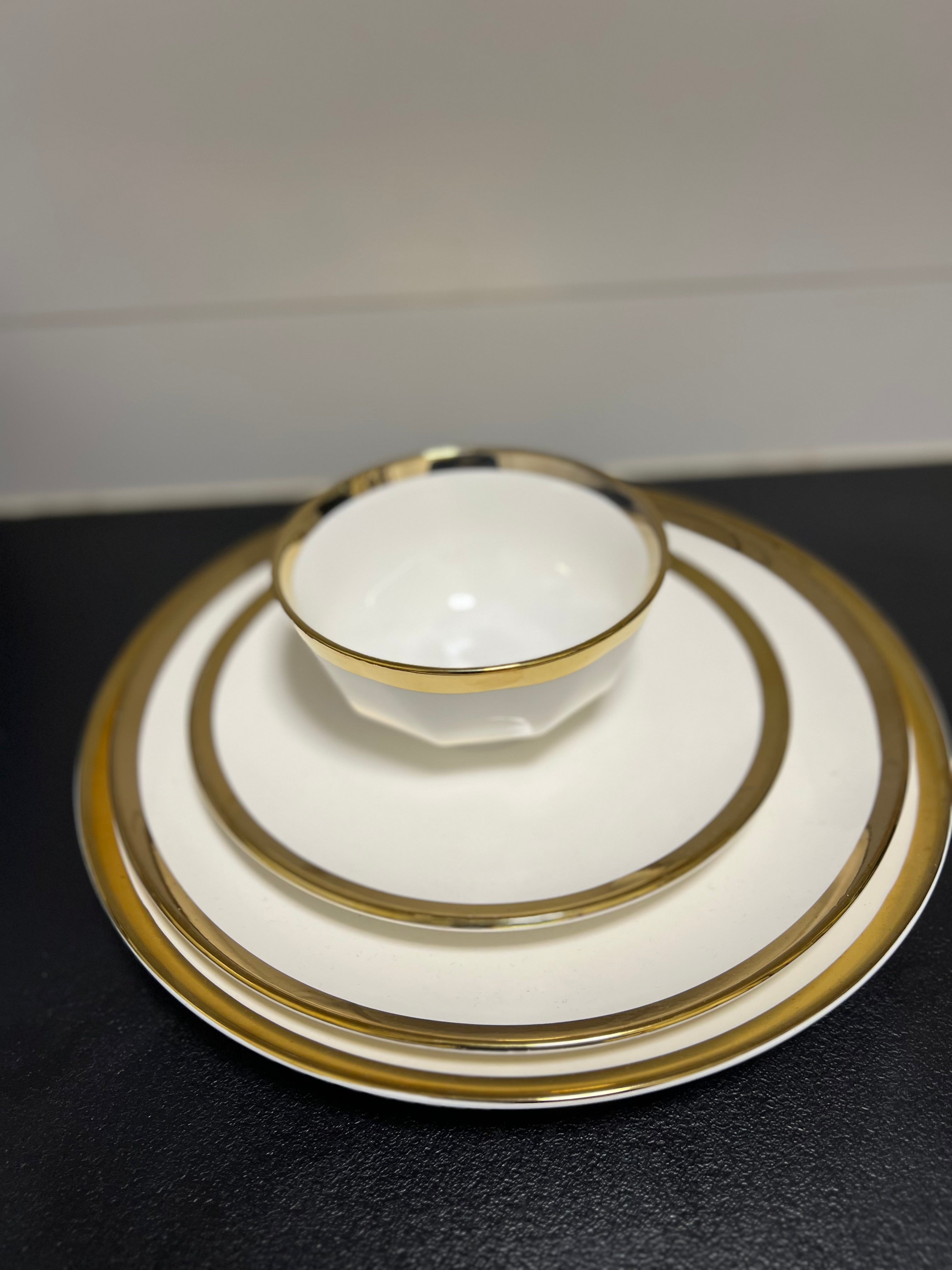 24 pcs dinner set/ assiettes / Vaisselle de table créative style nordique/vaisselle en porcelaine, assiette à Steak