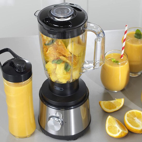 Royalty Line Extracteur de Jus 4 en 1 - Blender / Hachoir / Moulin à Café - Extracteur de Fruits et Légumes - Extracteur de Jus avec Tasse à Jus de 1 Litre et Réservoir de Pulpe de 2 Litres - Power Juicer à 3 Vitesses - 1000W - Multi Juicer - Argent