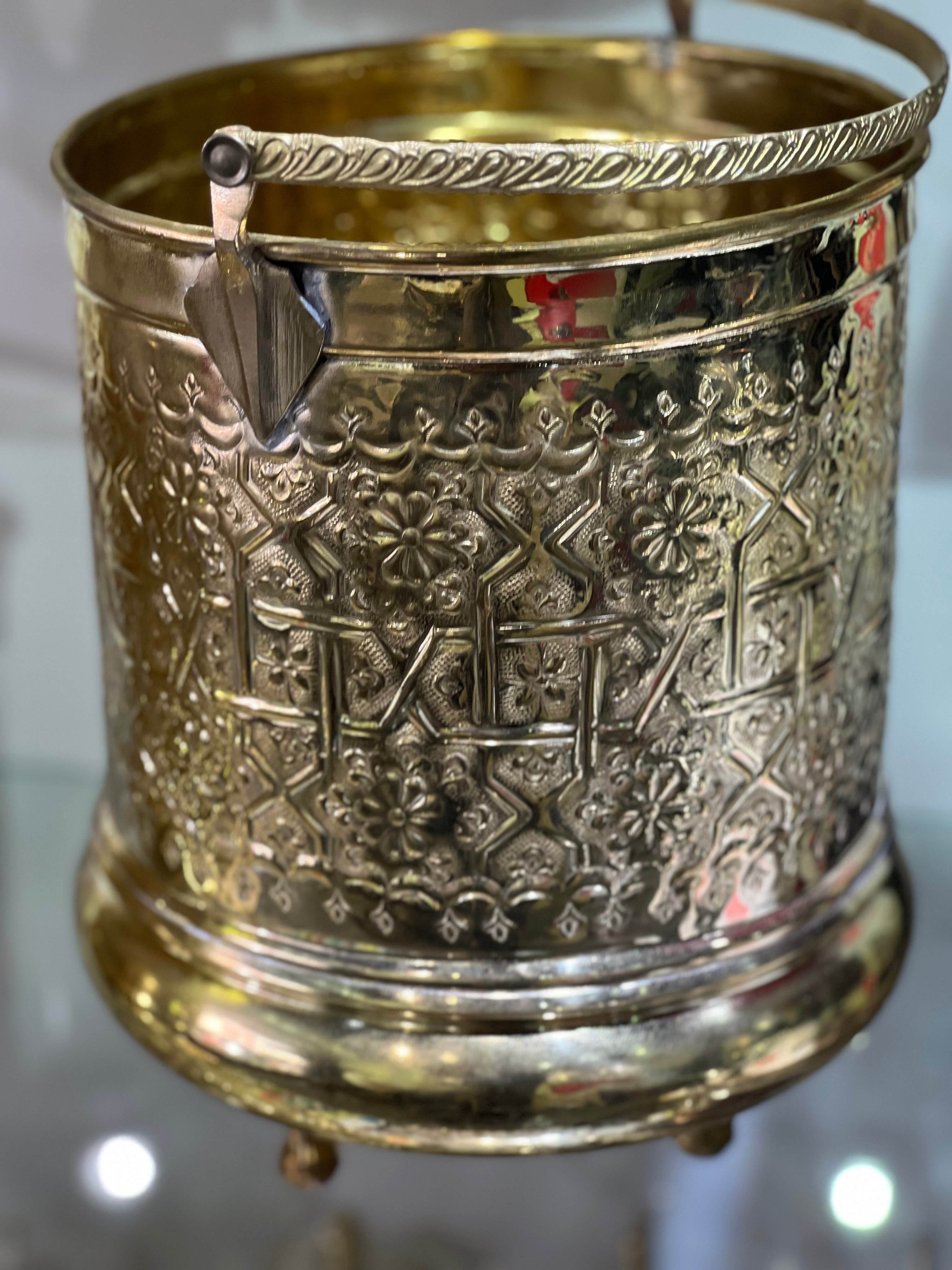 Stal hammam nhas/ seau de hammam/ hamam emmer/ سطل الحمّام